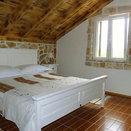Sanja Tatil Evi Gornji Humac